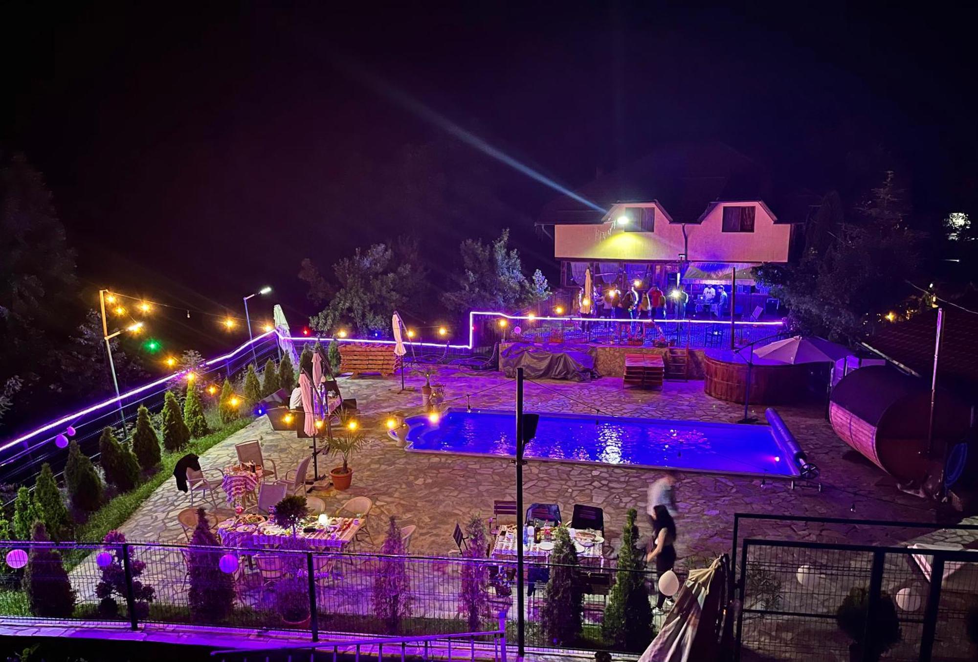 Pensiunea Portas Resort Slănic Exterior foto